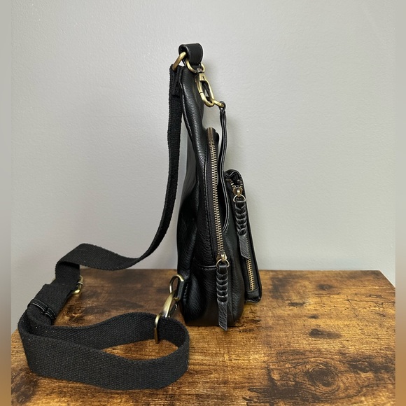 Antik Kraft Black Crossbody Bag - Picture 15 of 16